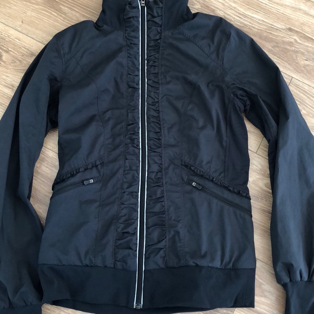 Lululemon Run Jacket Black Size 8